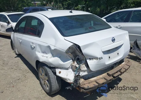 2008 Nissan Sentra 2.0S z USA, uszkodzony, nr VIN 3N1AB61E98L726694